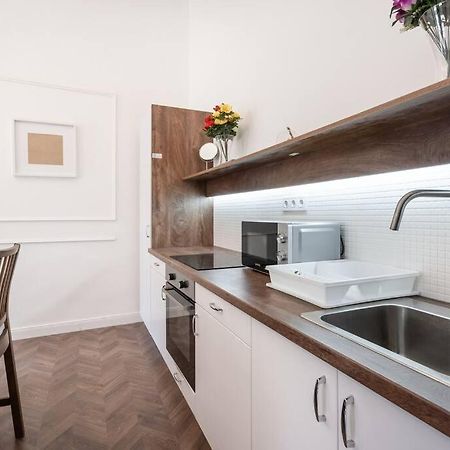 Stylish Apartment In The City Center Budapest Kültér fotó